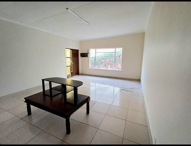 3 BEDROOM PROPERTY TO RENT IN LAUDIUM